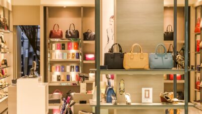 Tarjetas de casas comerciales: ventajas y riesgos reales