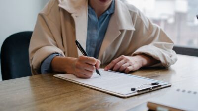 Dónde buscar empleo formal y cómo evitar estafas